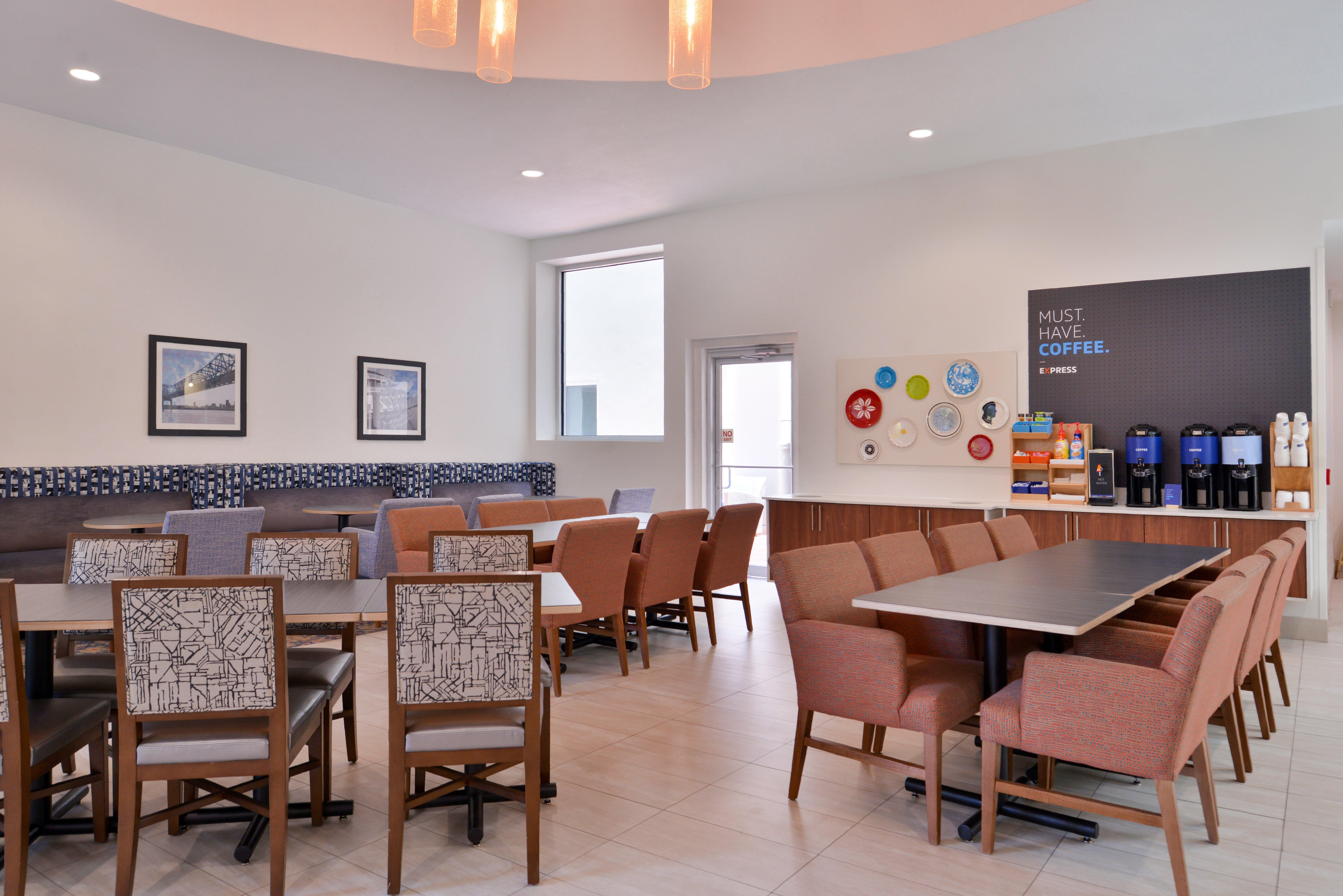 Holiday Inn Express New Orleans - Arts District By Ihg Exterior photo