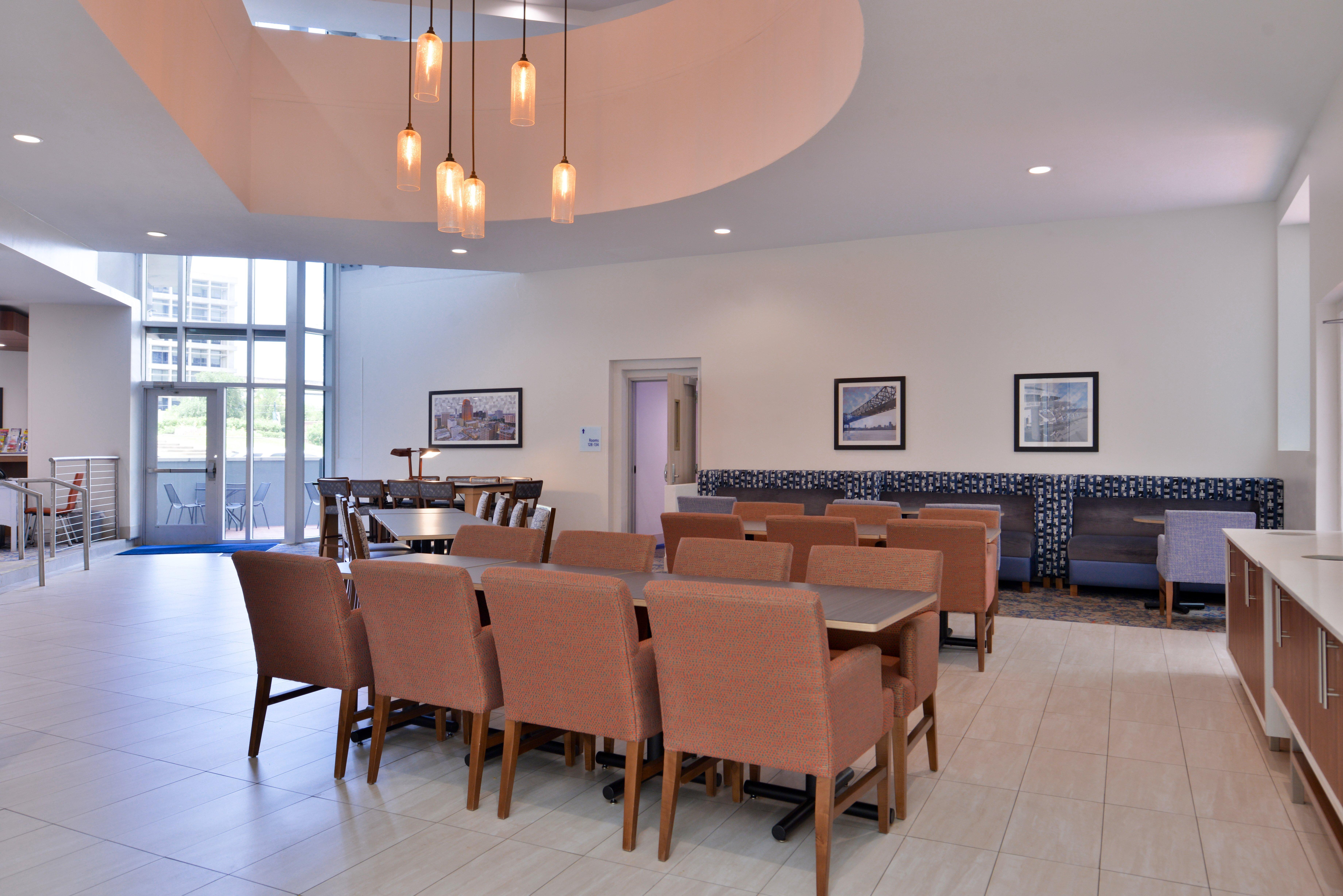 Holiday Inn Express New Orleans - Arts District By Ihg Exterior photo
