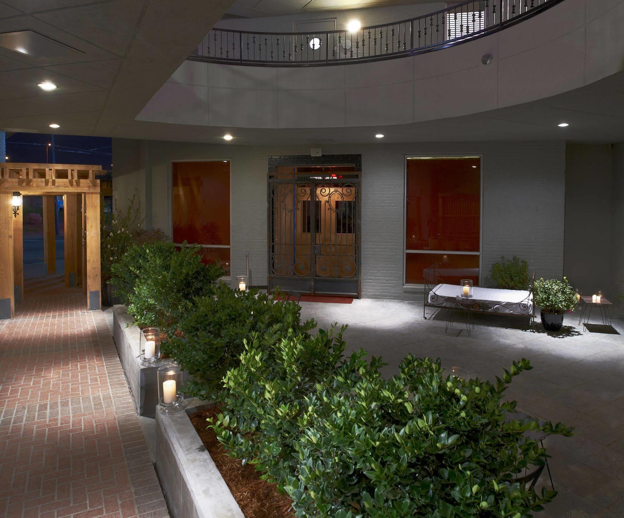 Holiday Inn Express New Orleans - Arts District By Ihg Exterior photo